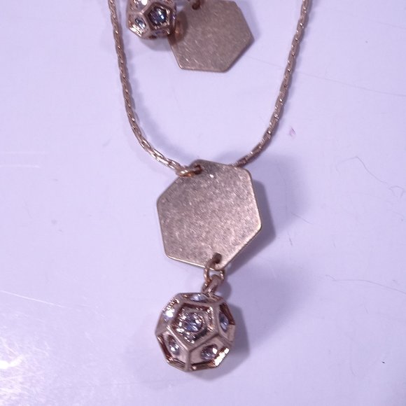 Ann Taylor LOFT Brushed Gold Hexagon Fire Three Layer Necklace NWT $34.50 - Picture 2 of 6